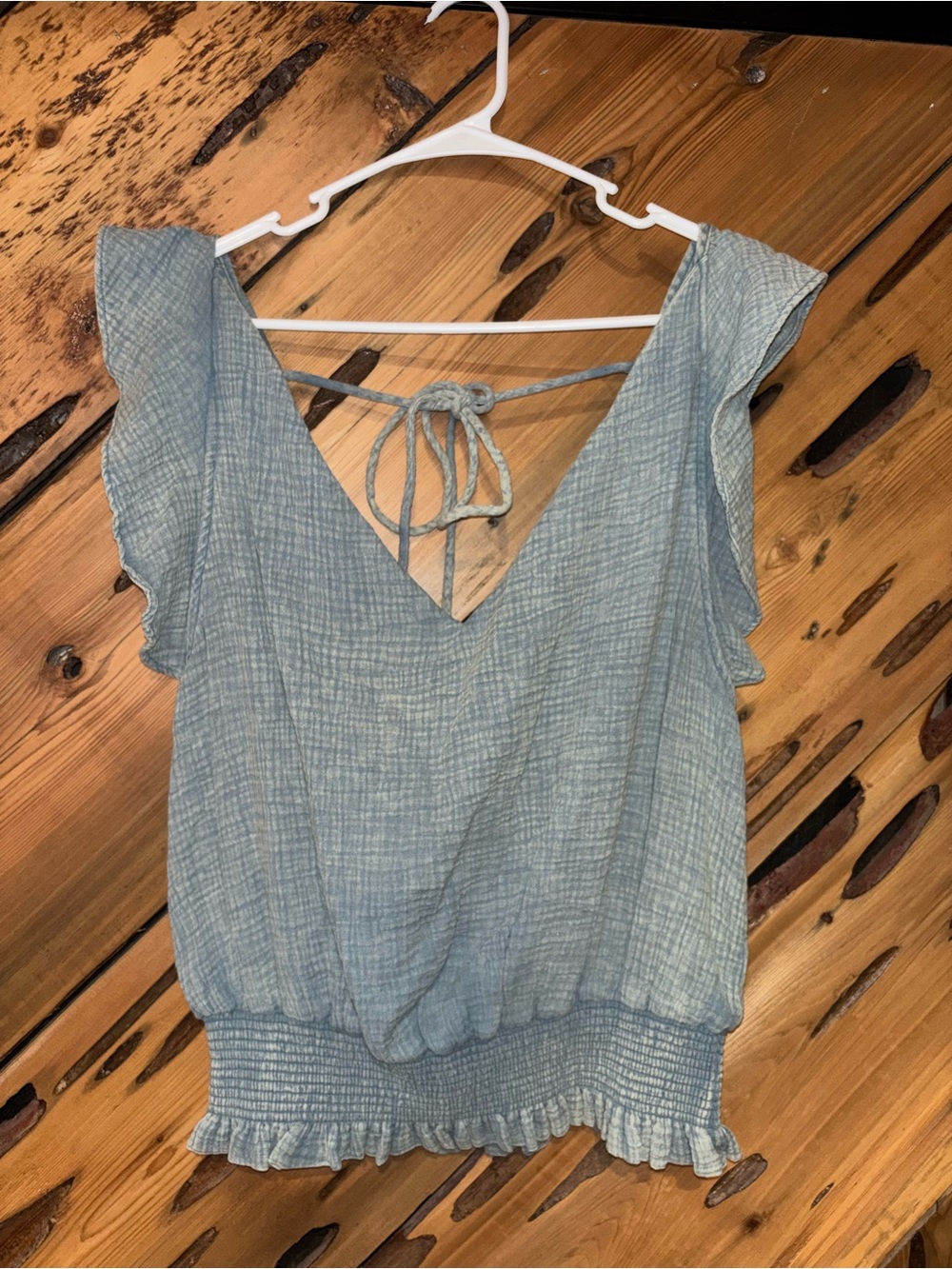 BiBi Light Blue Backless V-Neck Ruffled Sleeve Top